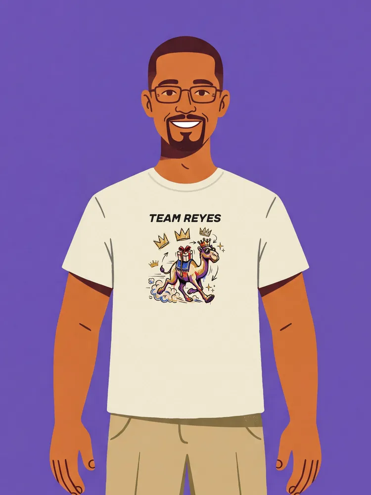 Team Reyes · Camisa · Natural · en su modelo